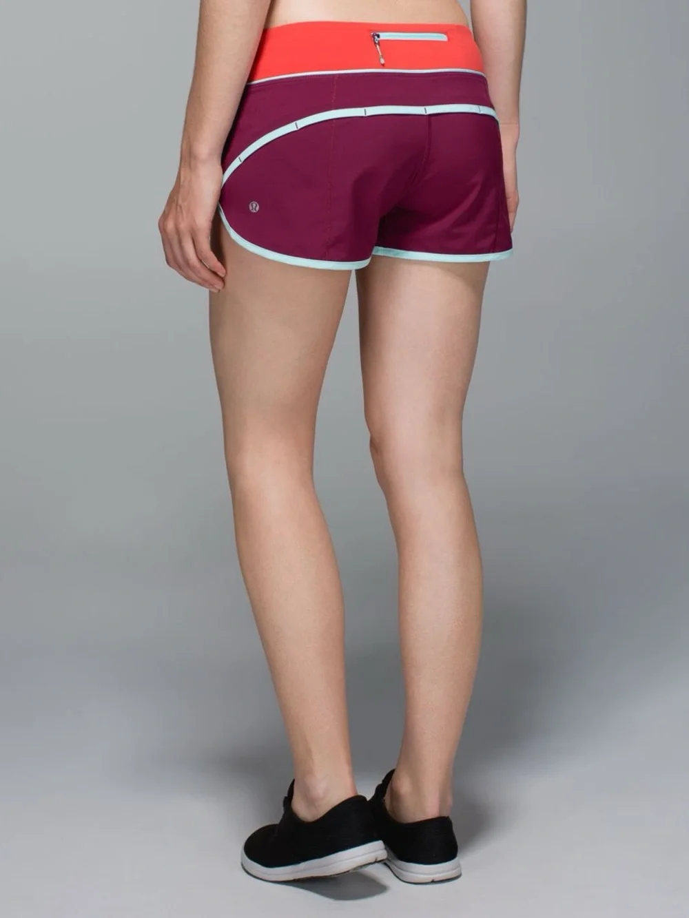 Lululemon Run: Speed Short *4-way Stretch Size 8